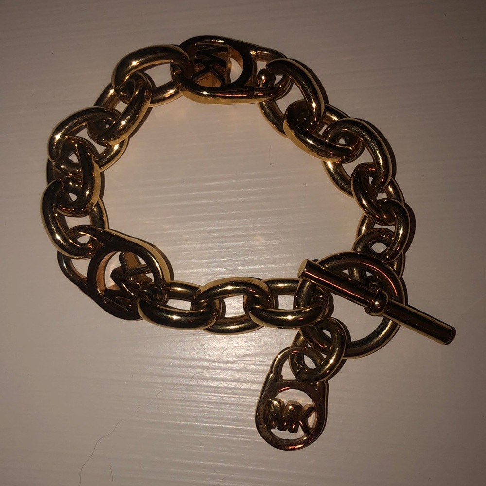 Michael Kors gold bracelet
